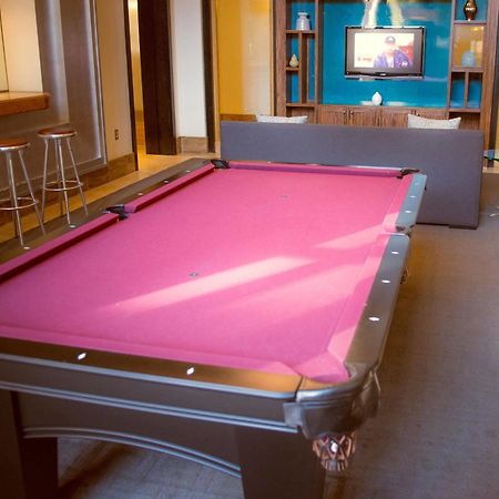 Crystal Quarters Furnished Apartments At The Gramercy Arlington Luaran gambar