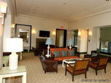 Crystal Quarters Furnished Apartments At The Gramercy Arlington Luaran gambar