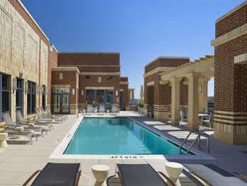 Crystal Quarters Furnished Apartments At The Gramercy Arlington Luaran gambar