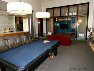 Crystal Quarters Furnished Apartments At The Gramercy Arlington Luaran gambar